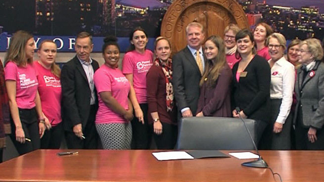 Mayor stands with Planned Parenthood 10/28/15