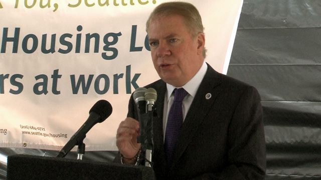 Mayor celebrates groundbreaking for affordable housing in South Lake Union 10/4/16