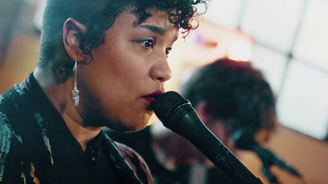 Art Zone: Wiscon performs 'Wake Up'