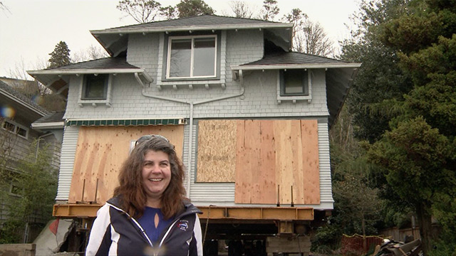 CityStream: Nickel Brothers House Moving