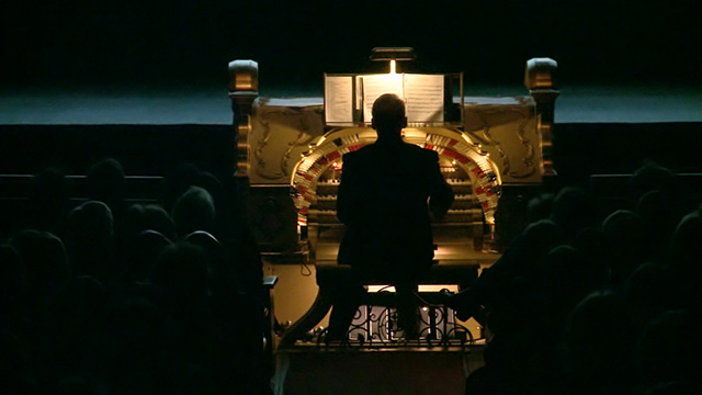 An inside look at The Paramount’s Mighty Wurlitzer organ CityStream: The Paramount’s Mighty Wurlitzer