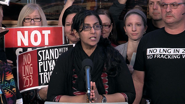 Councilmember Sawant speaks to Puget Sound Energy project