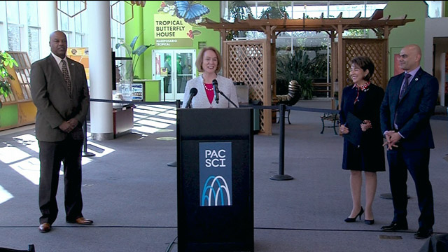 Mayor Holds Swearing-In for New CTO Saad Bashir and Current Seattle Center Director Robert Nellams