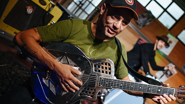 Brett Benton performs "Hey Baby"