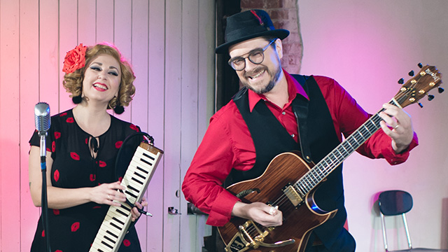 Sundae + Mr. Goessl performs "Darlene"