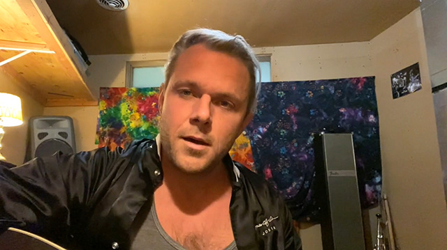 Art Zone: Josiah Johnson performs "I Wish I Had"