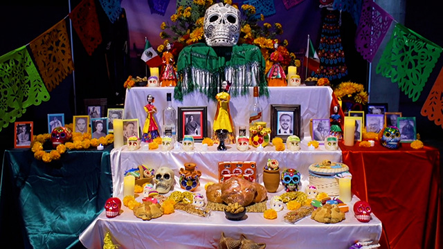 Celebrating Día de los Muertos in Seattle