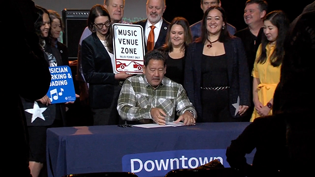 Mayor signs music venue zone permit law