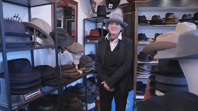 CityStream: Eclipse Hat Shop